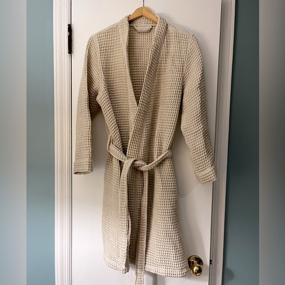 Parachute 100% Organic Cotton Waffle Robe - Picture 2 of 12